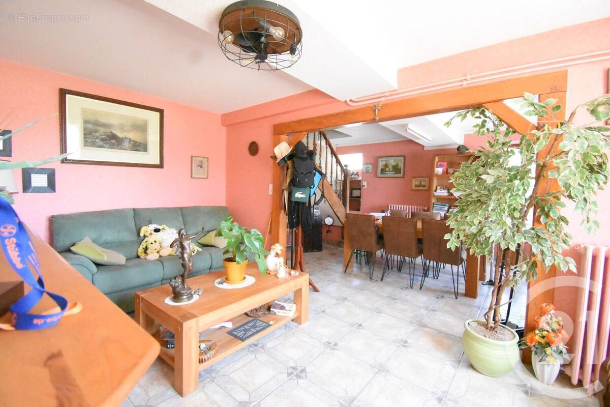 Maison à CUSSET
