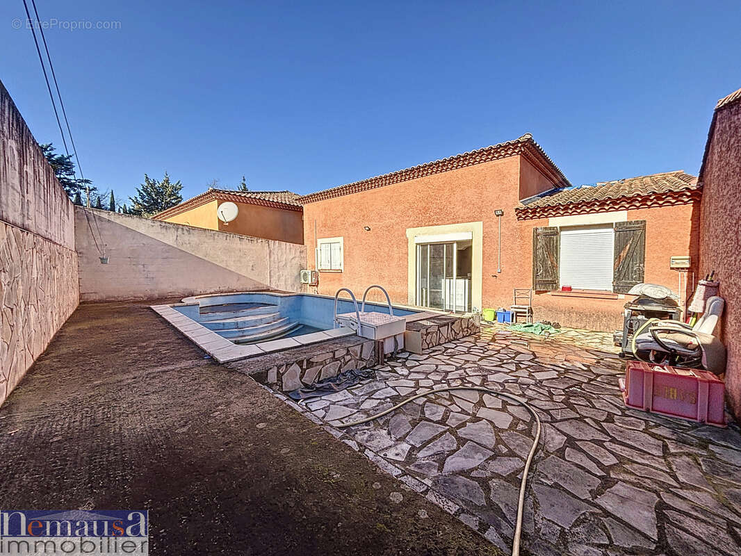 Maison à MILHAUD