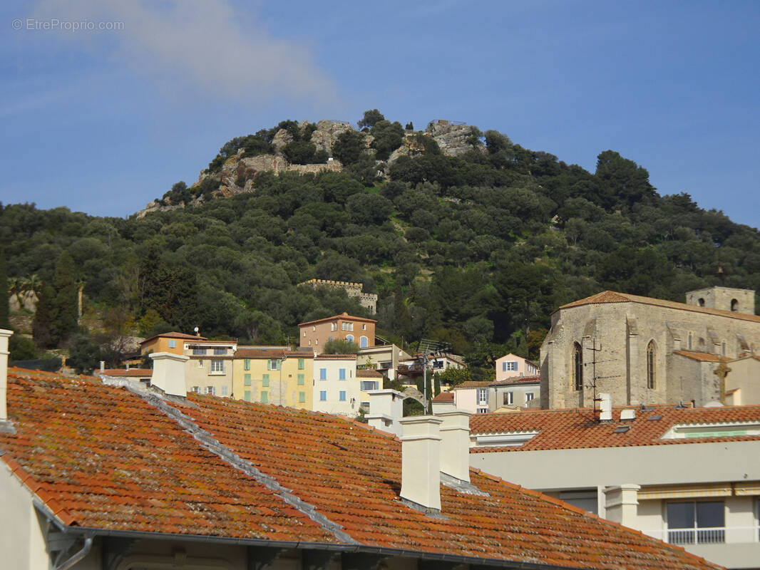 Appartement à HYERES