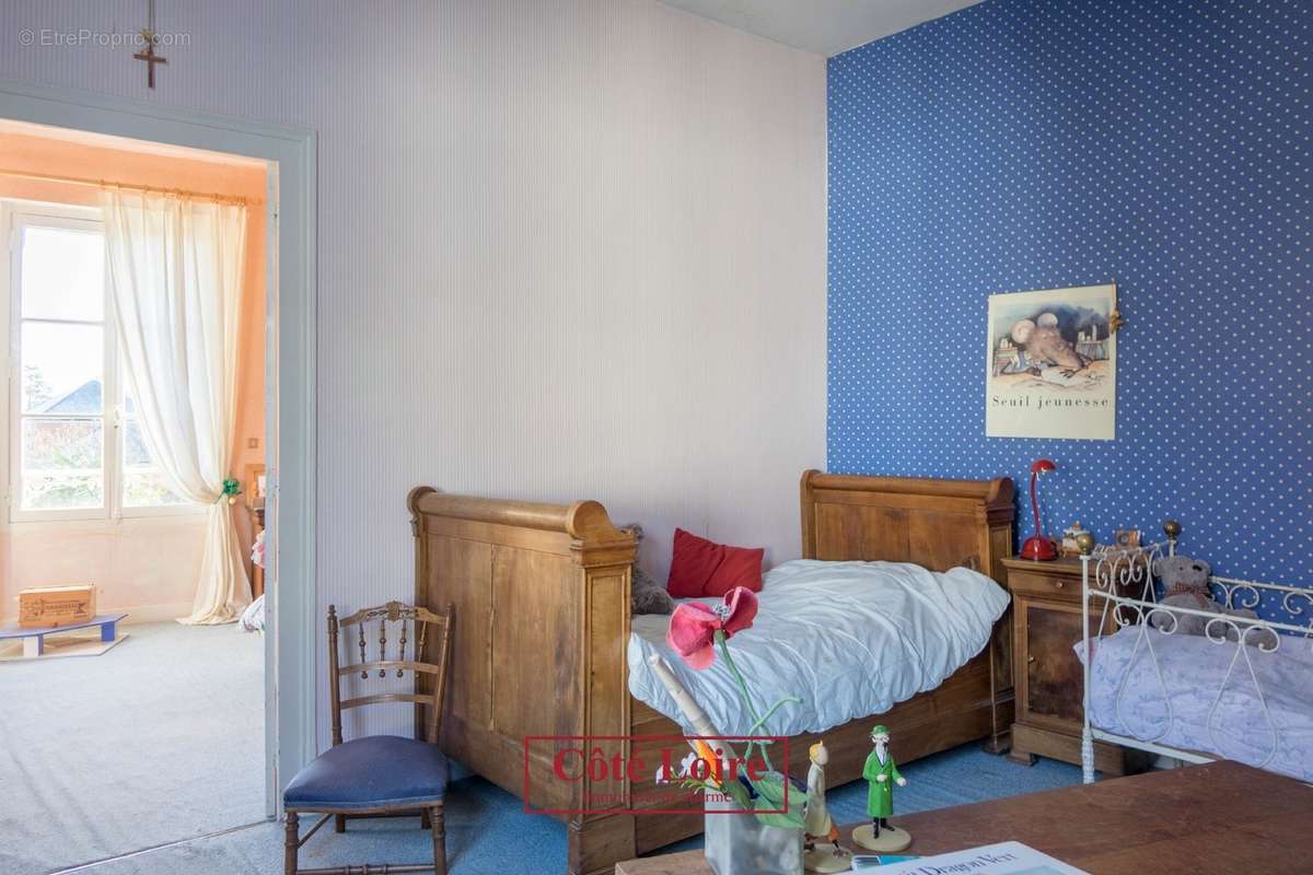Maison à COMBLEUX