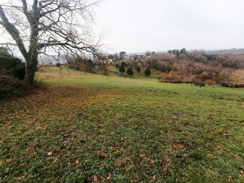 Terrain à BOUDOU
