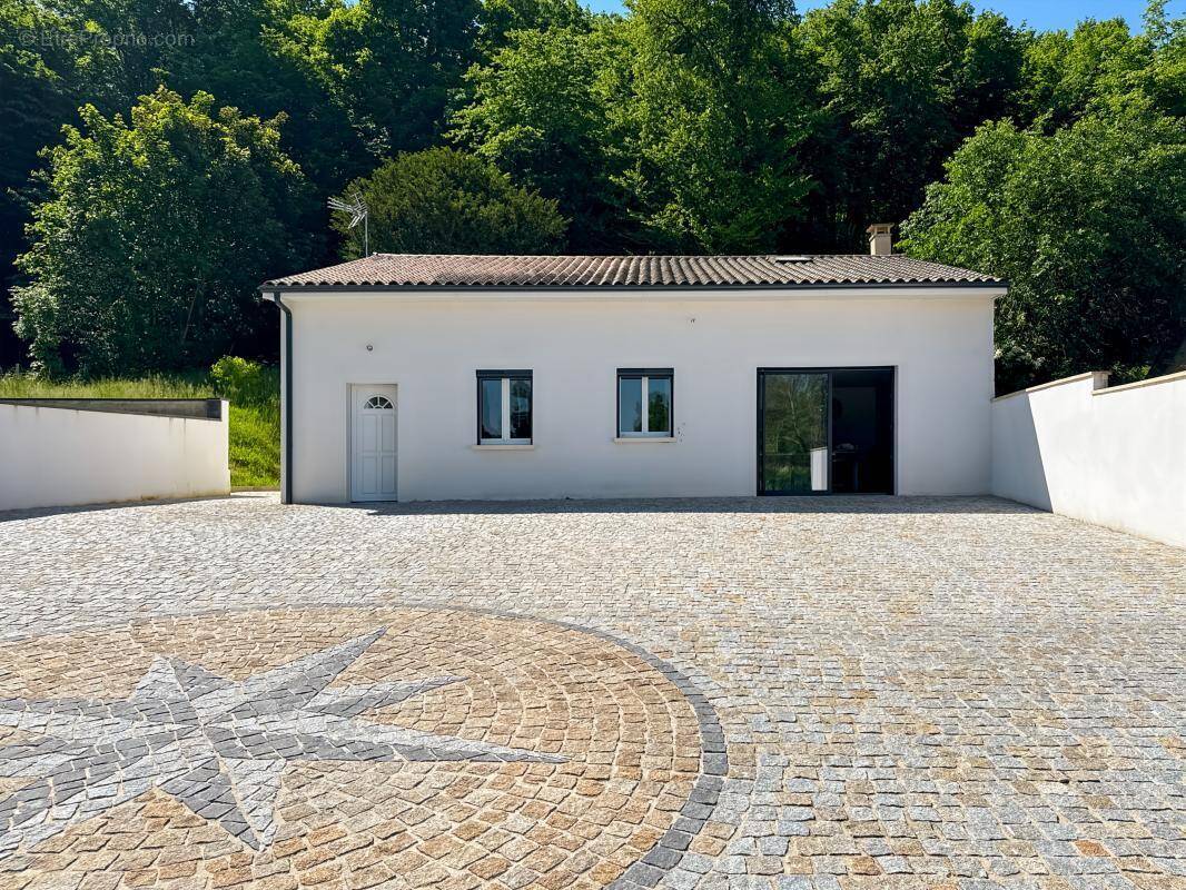 Maison à MARSAC-SUR-L&#039;ISLE