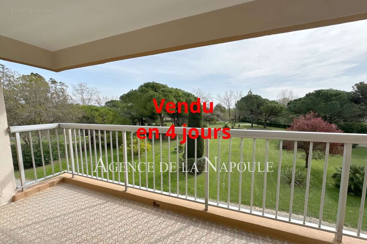 Appartement à MANDELIEU-LA-NAPOULE