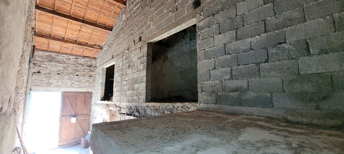 Maison à SAYAT