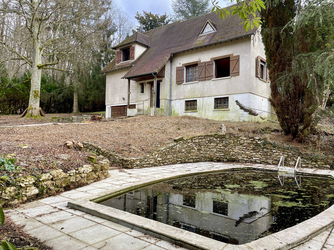 Maison à BRIIS-SOUS-FORGES