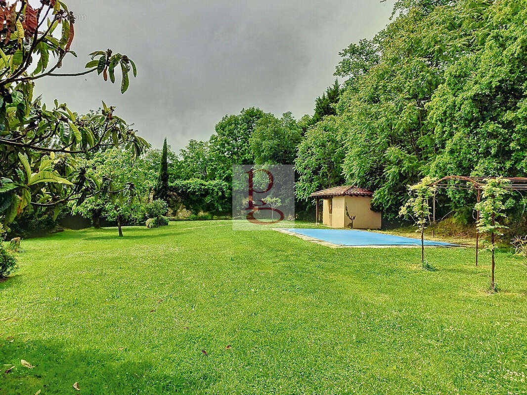 PISCINE - Maison à AUCH