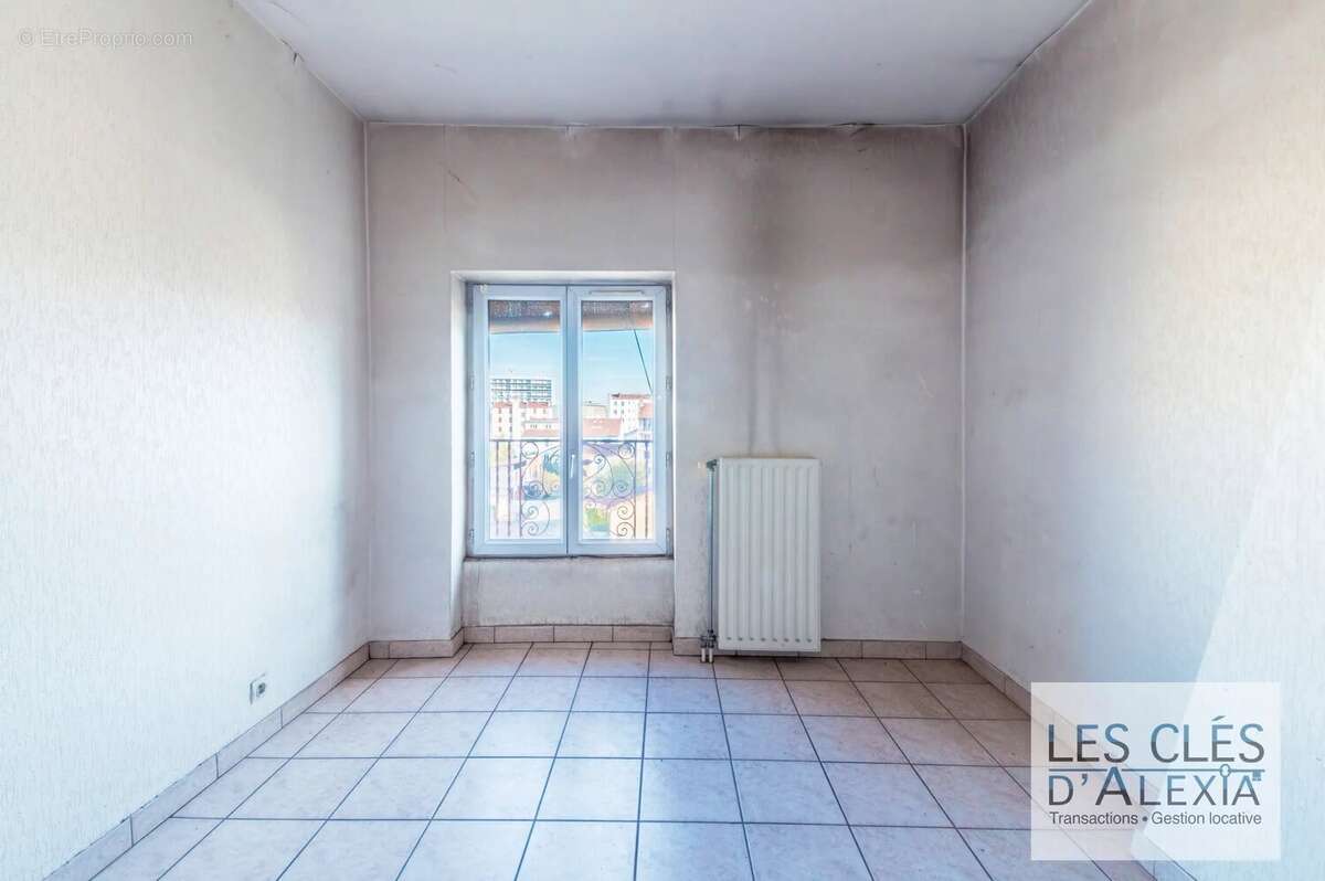 Appartement à LYON-8E