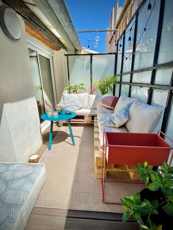 Appartement à MARSEILLE-7E