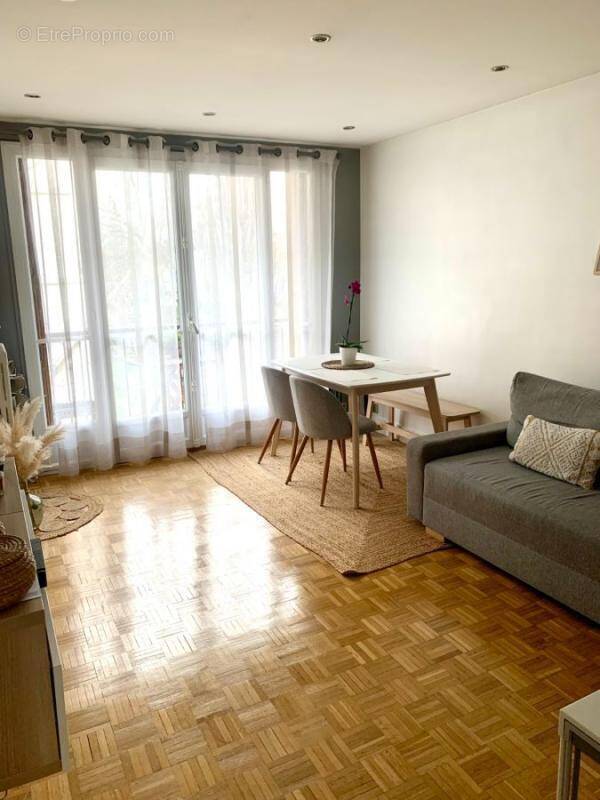 Appartement à MAISONS-ALFORT