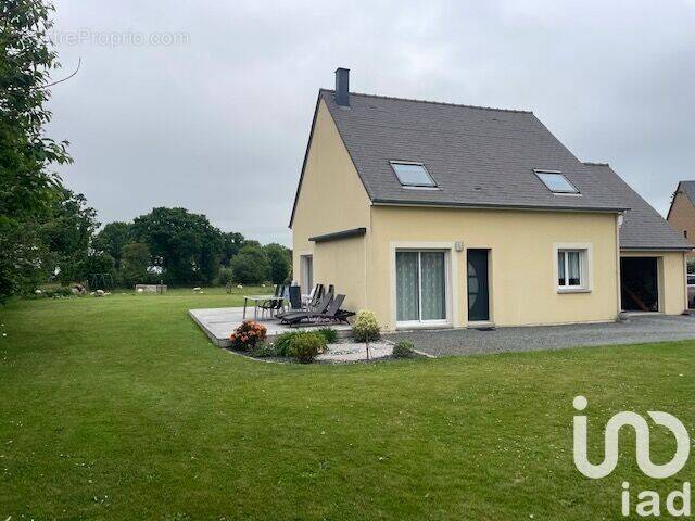 Photo 1 - Maison à DOMJEAN