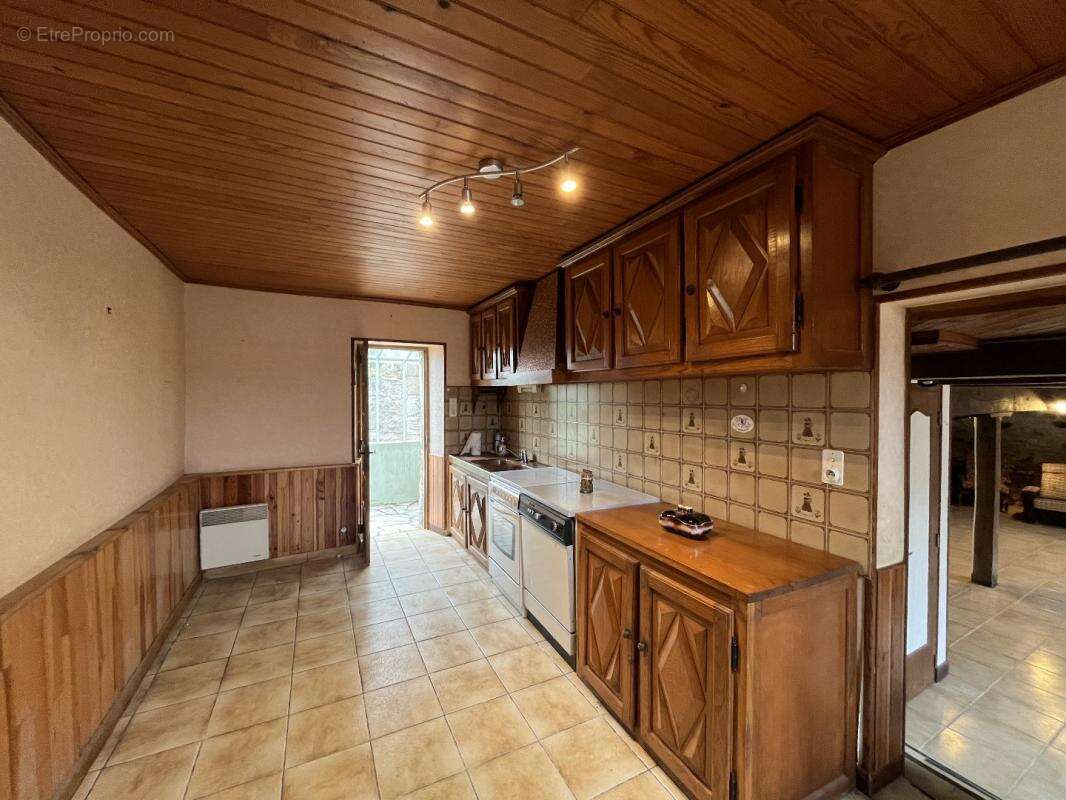 Maison à CUREMONTE