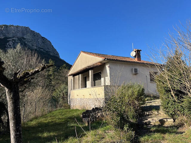 Maison à SAINT-HIPPOLYTE-DU-FORT