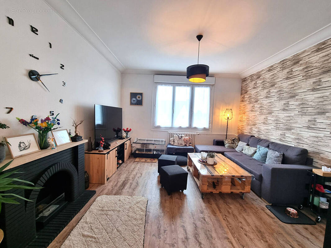 Appartement à QUIMPERLE