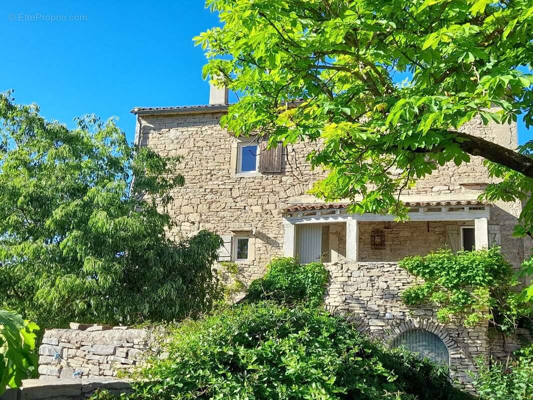 Maison à POMPIGNAN