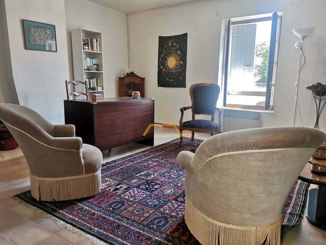 Appartement à DIEULEFIT