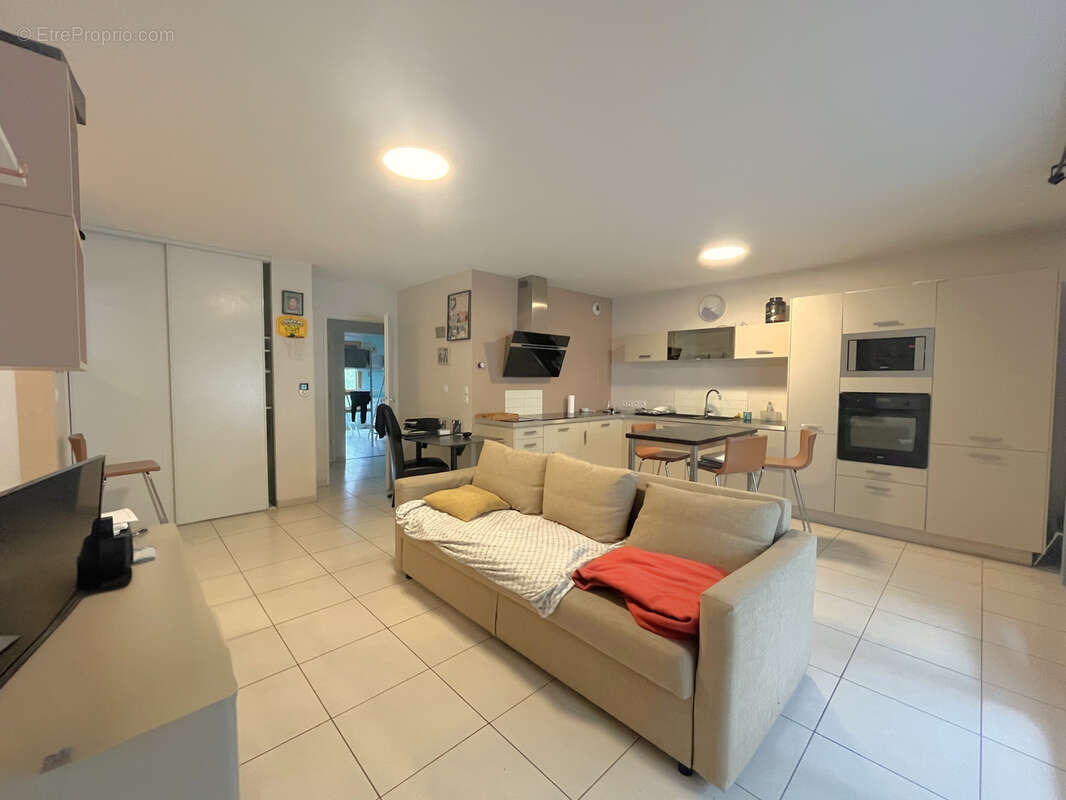 Appartement à LYON-8E
