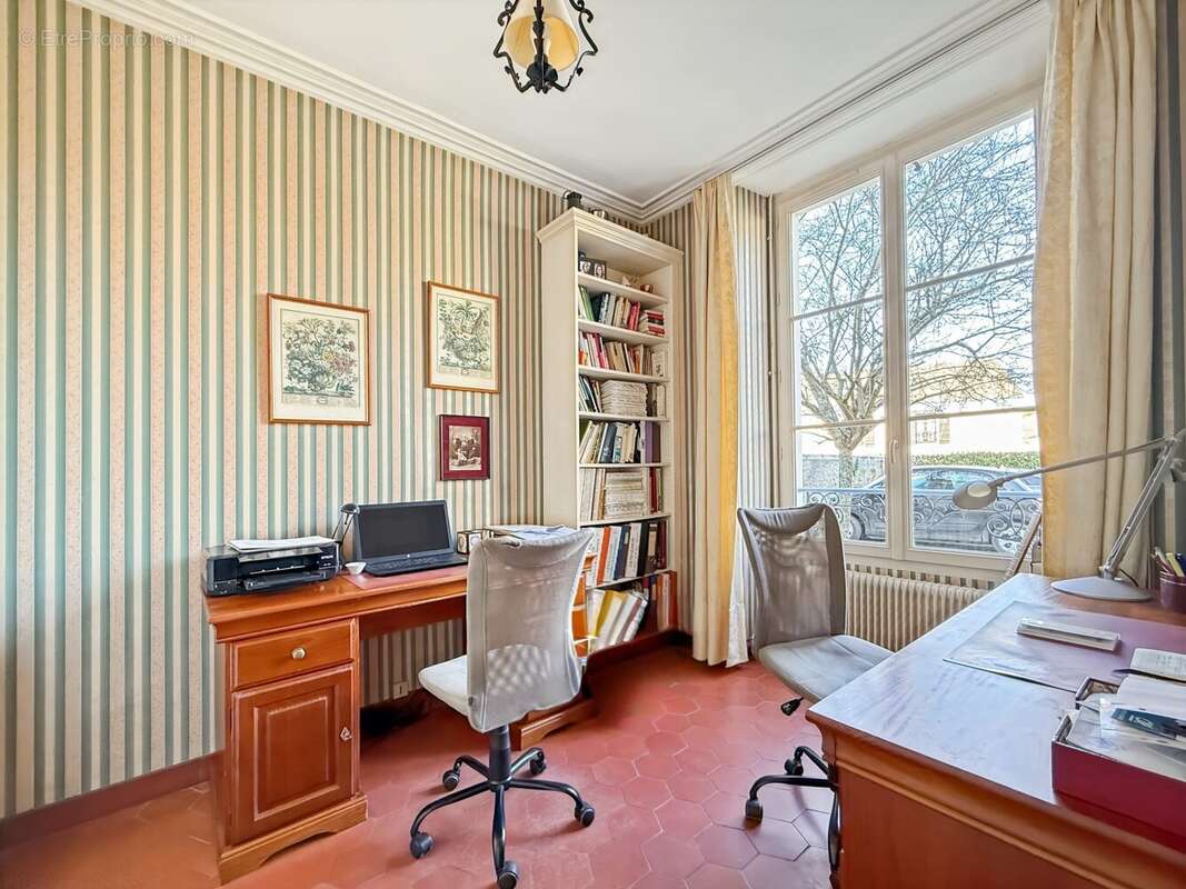 Maison à LUMIGNY-NESLES-ORMEAUX