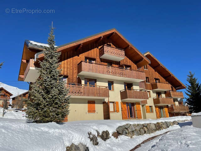 Appartement à LE CHATEL