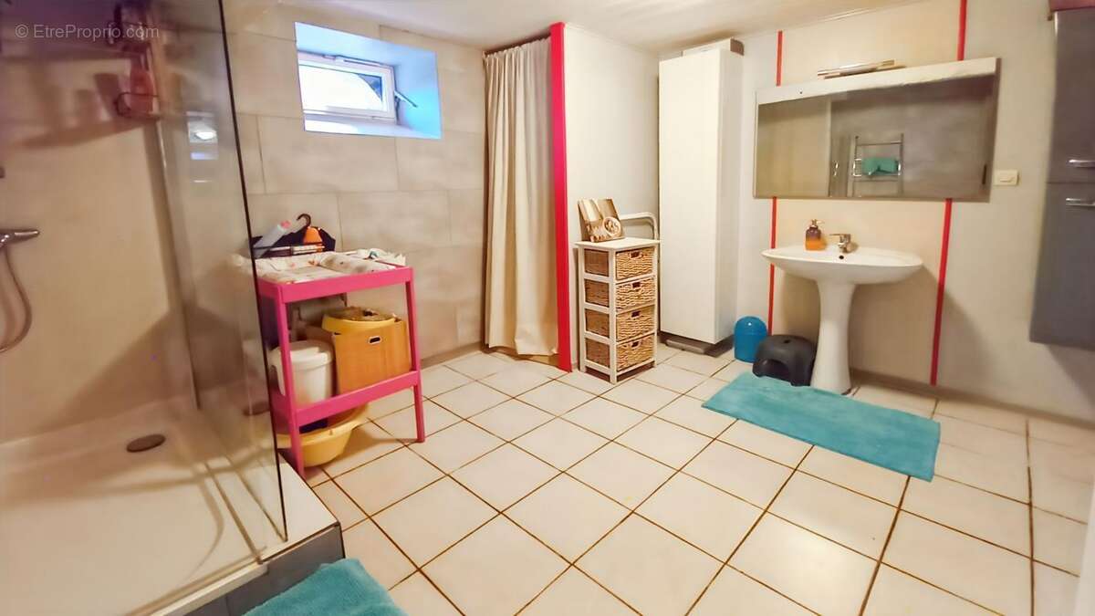 Maison à ERCE-EN-LAMEE