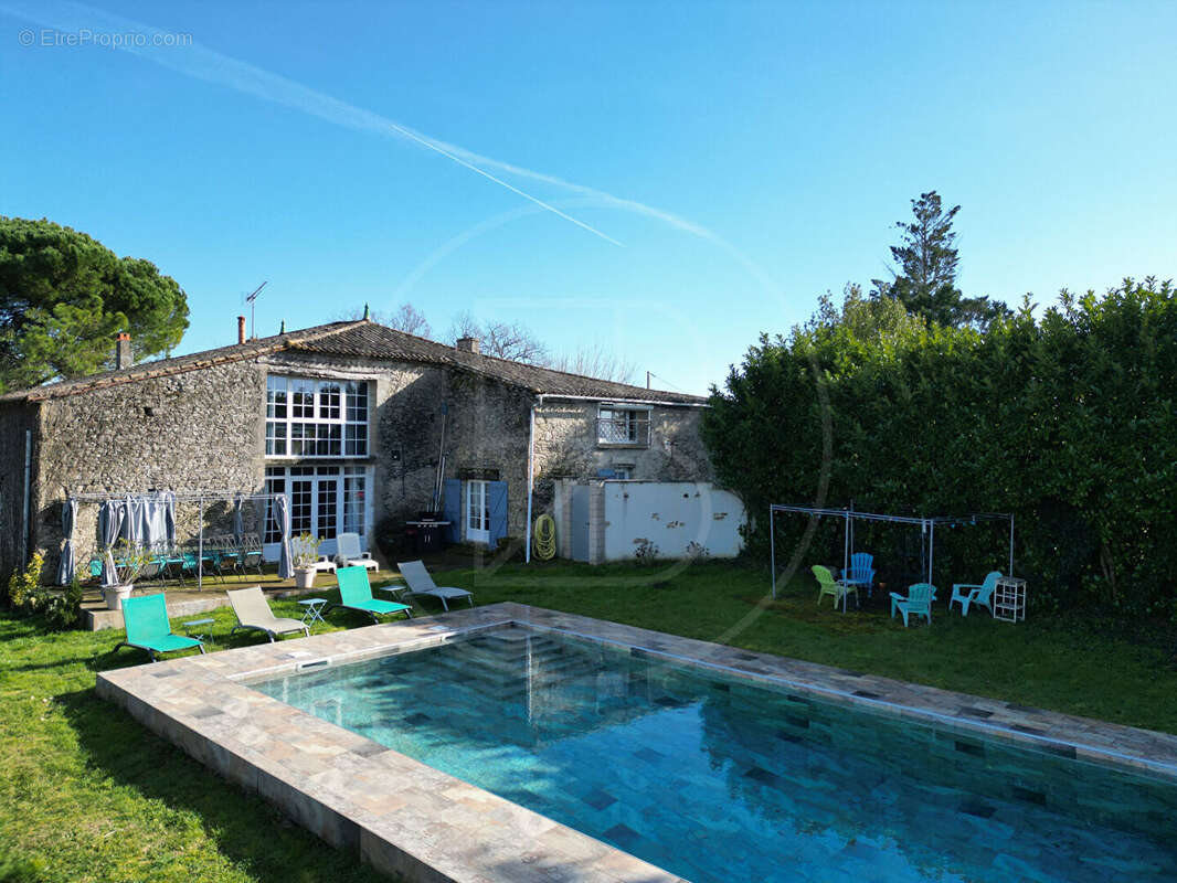 Maison à GENSAC