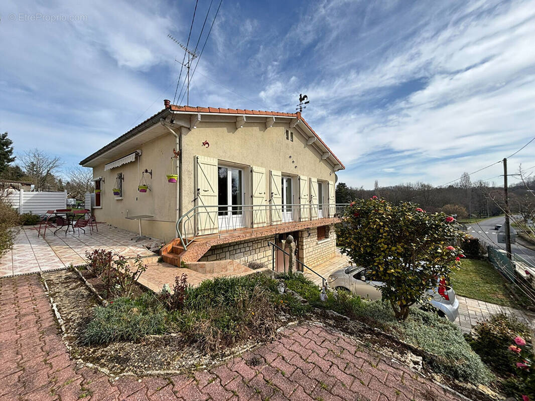 Maison à CIVRAY