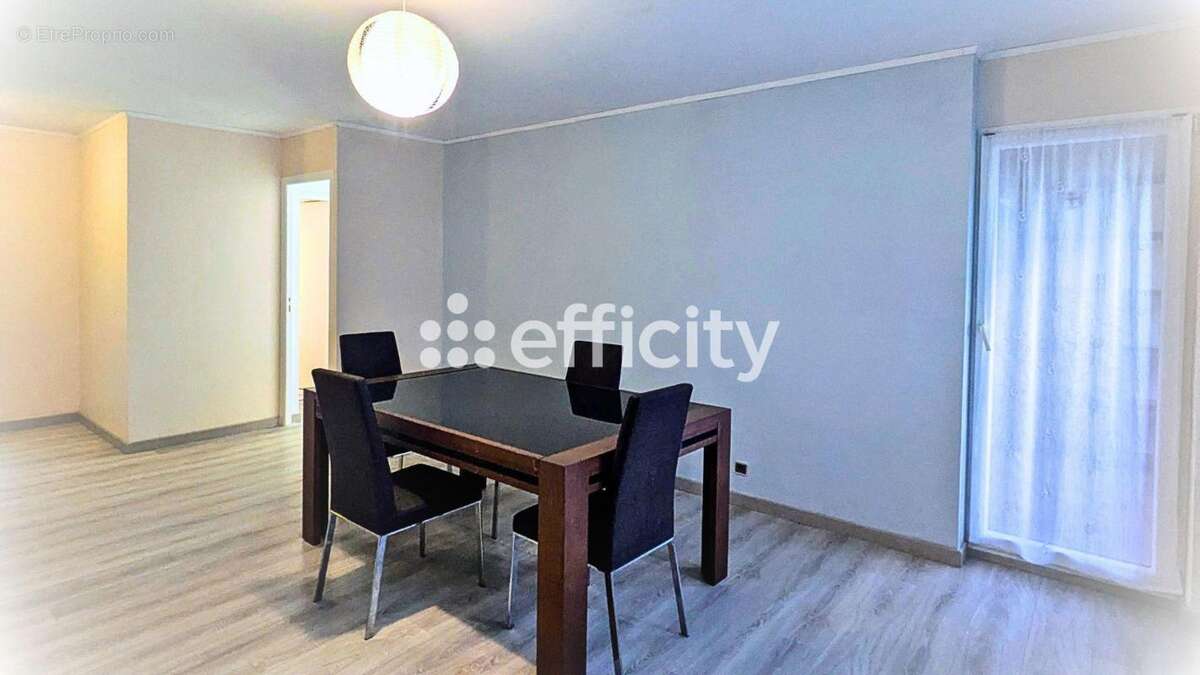 Appartement à SAINT-JULIEN-EN-GENEVOIS