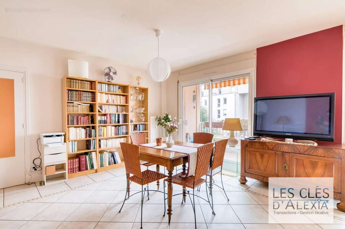 Appartement à TASSIN-LA-DEMI-LUNE