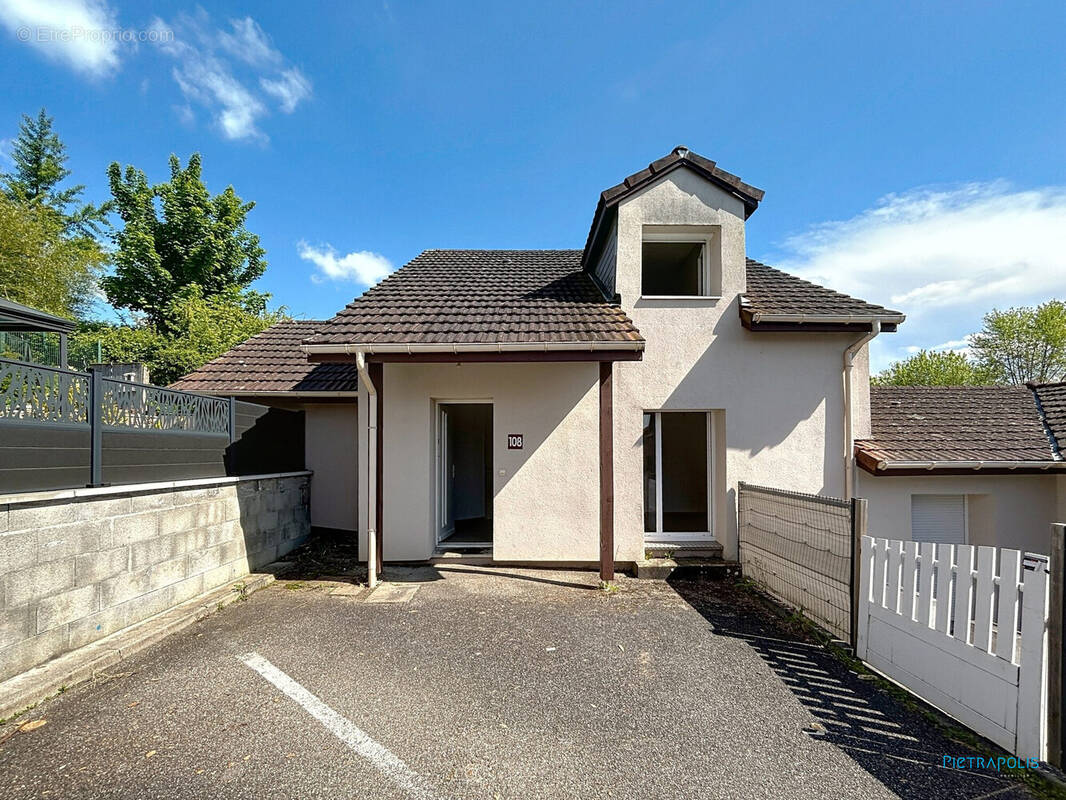 Maison à L&#039;ISLE-D&#039;ABEAU
