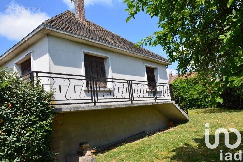 Photo 1 - Maison à THOUROTTE