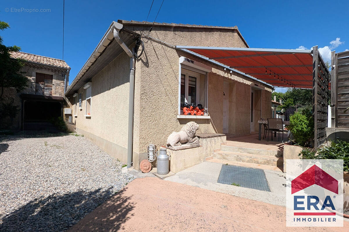 Maison à LAPALUD