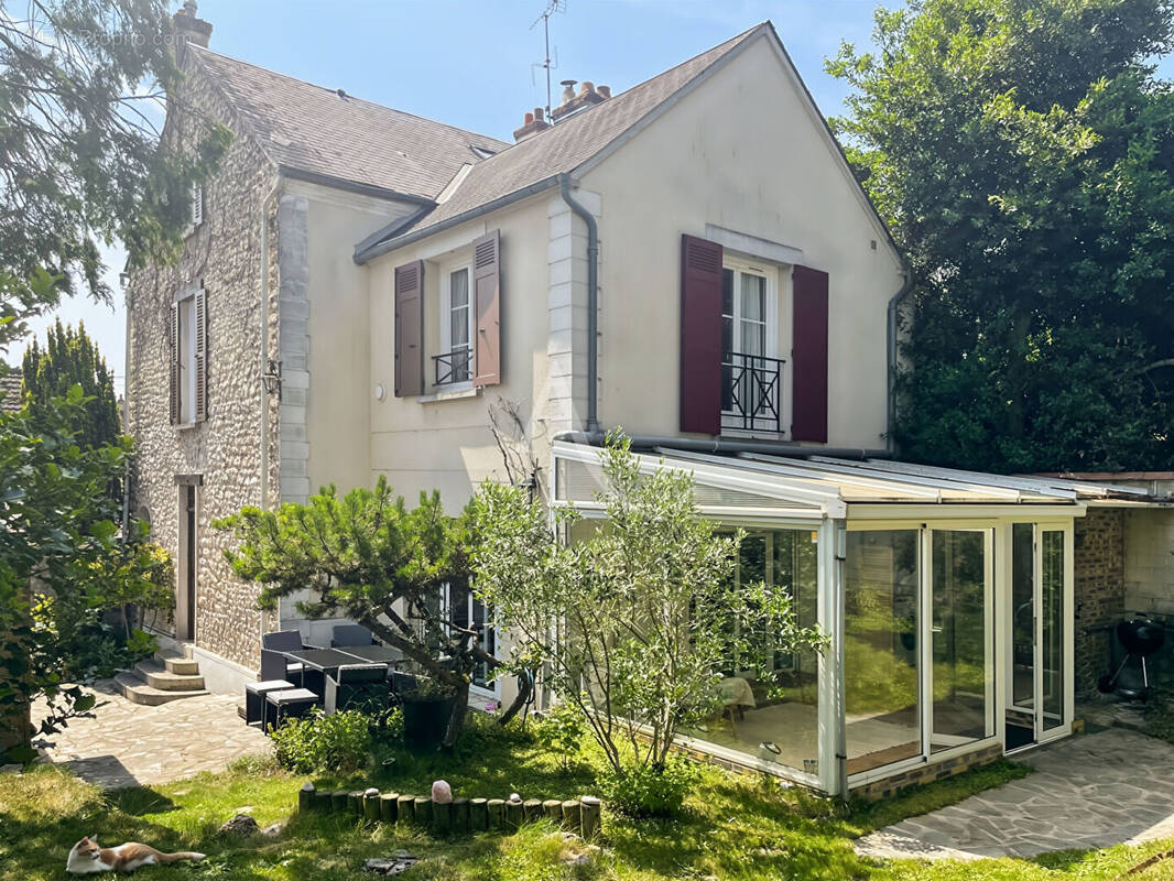 Maison à ETAMPES