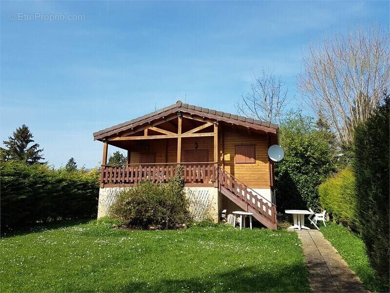 Maison à JUZIERS