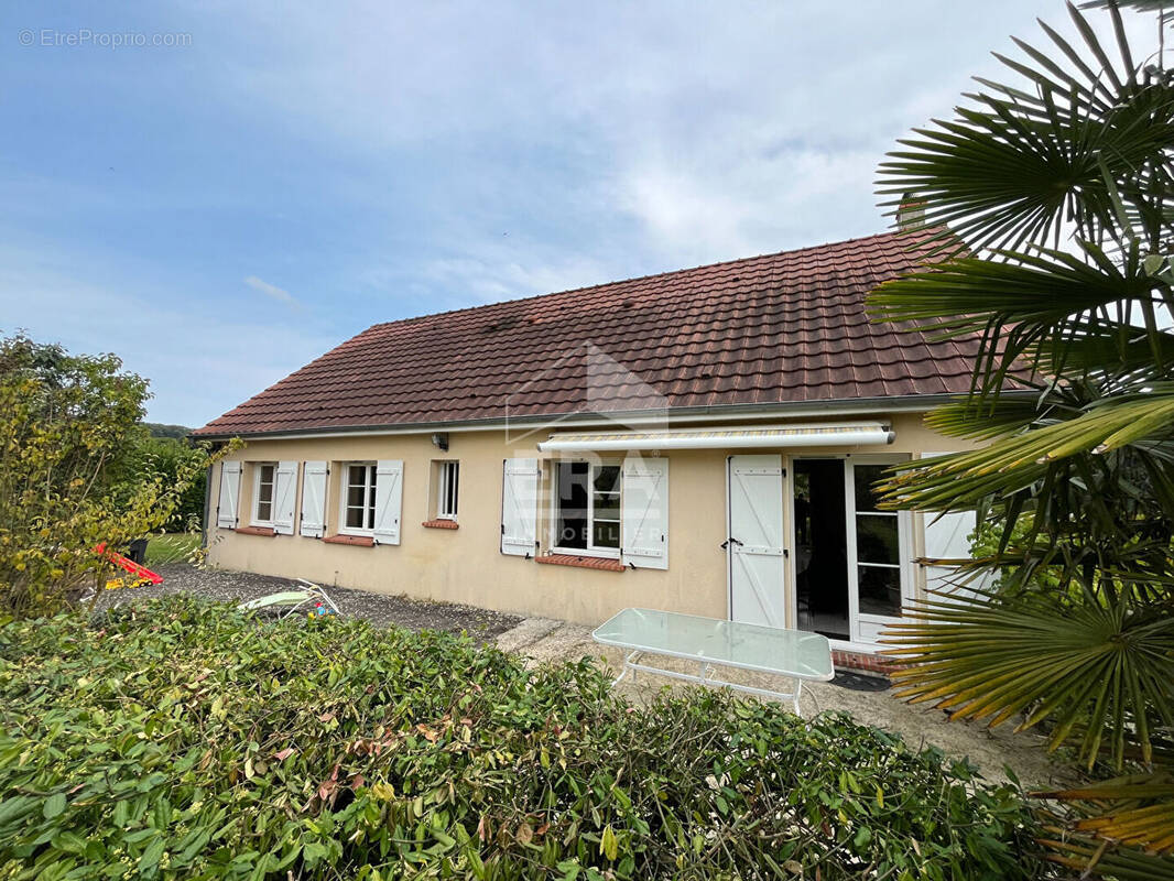 Maison à LE GUE-DE-LA-CHAINE