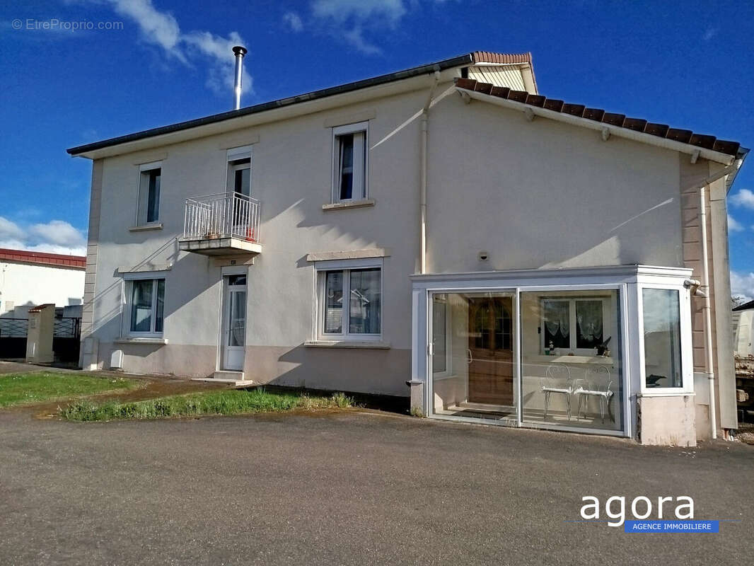 Appartement à TRIEUX