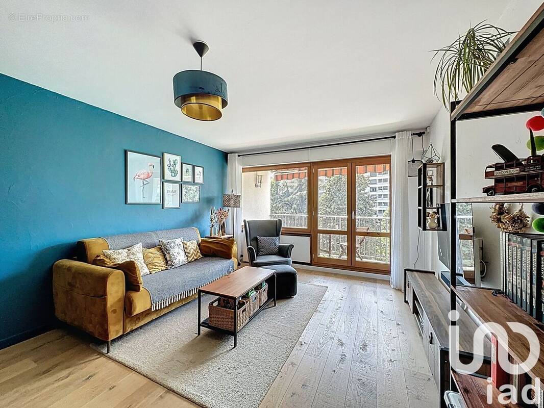 Photo 1 - Appartement à LYON-9E