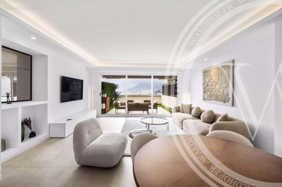 Appartement à ROQUEBRUNE-CAP-MARTIN