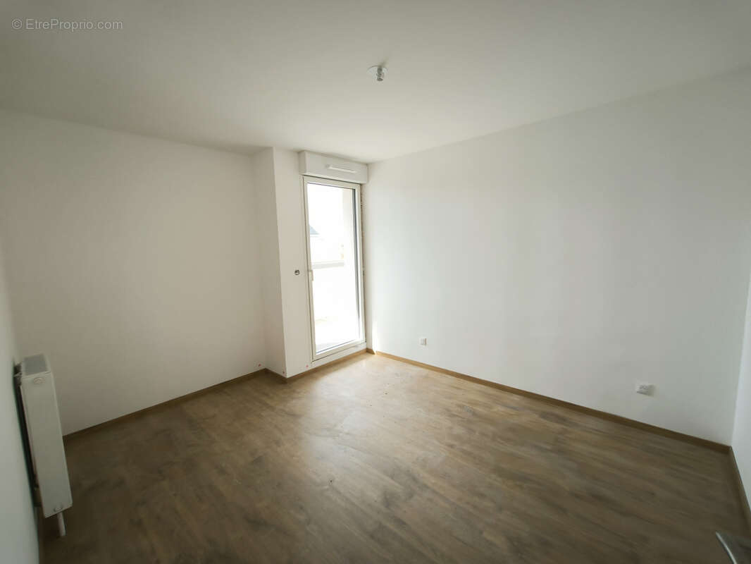 Appartement à SAINT-CYR-SUR-LOIRE