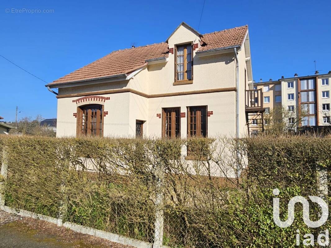 Photo 1 - Maison à EVREUX