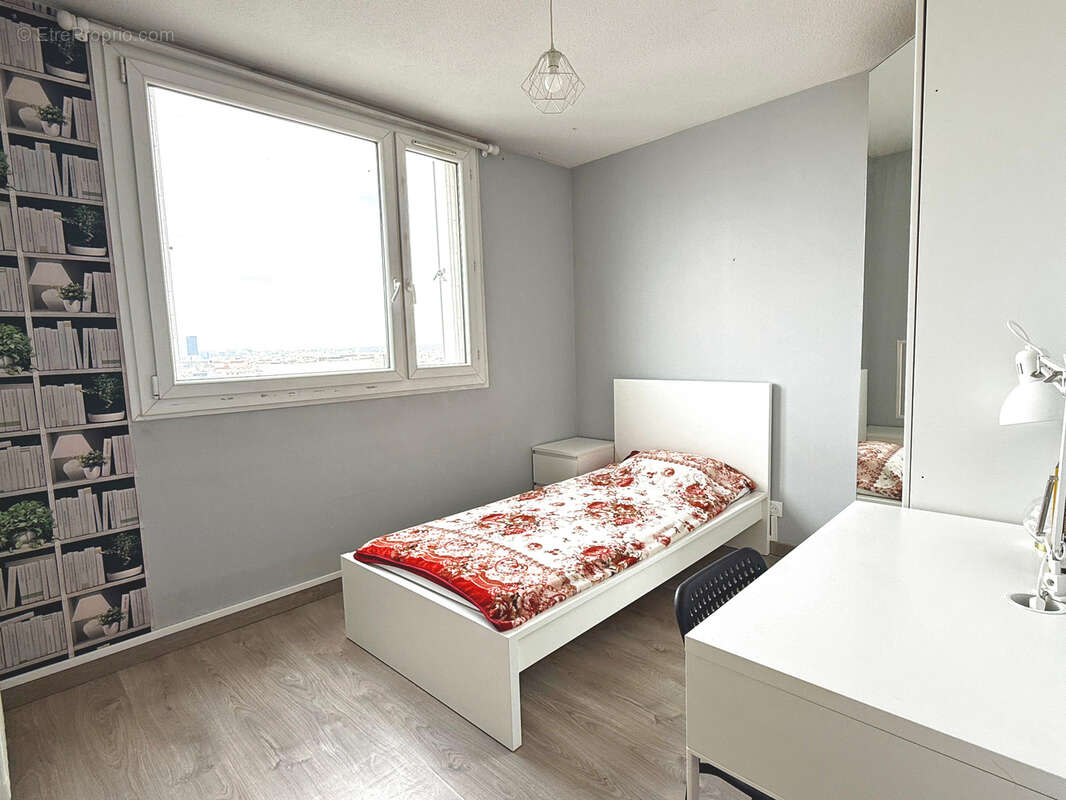 Appartement à LYON-8E