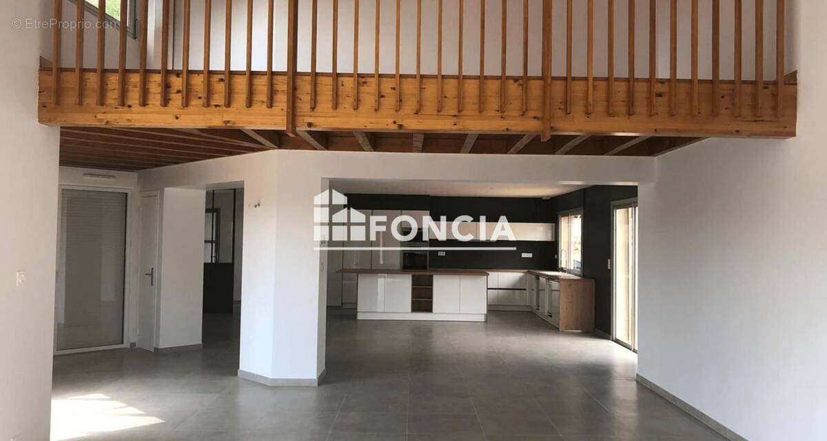 Maison à MERCUROL