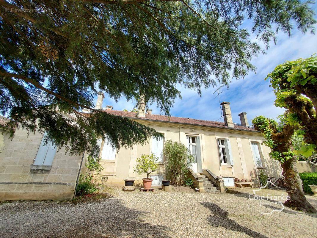 Maison à CADILLAC