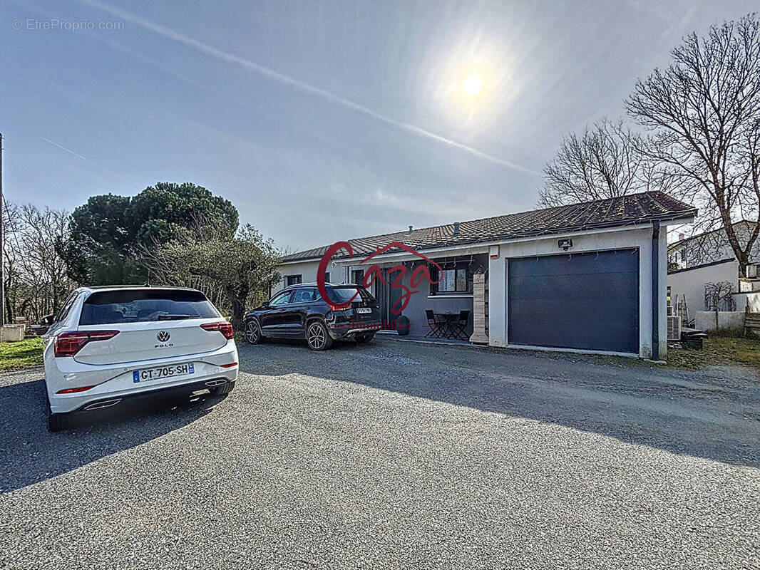 Maison à FARGUES-SAINT-HILAIRE
