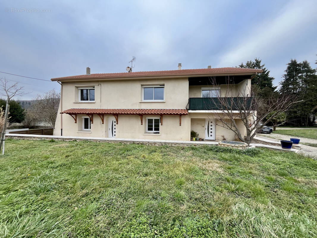 Maison à ANNEYRON