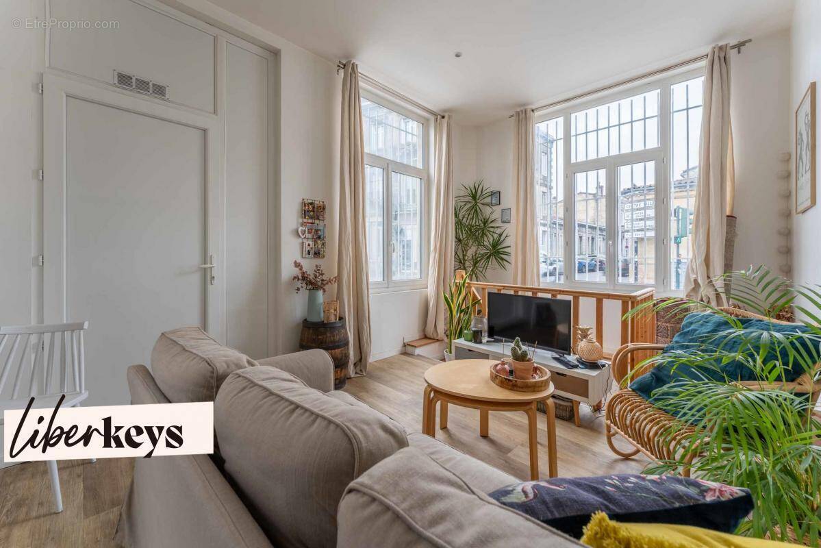 Appartement à BORDEAUX
