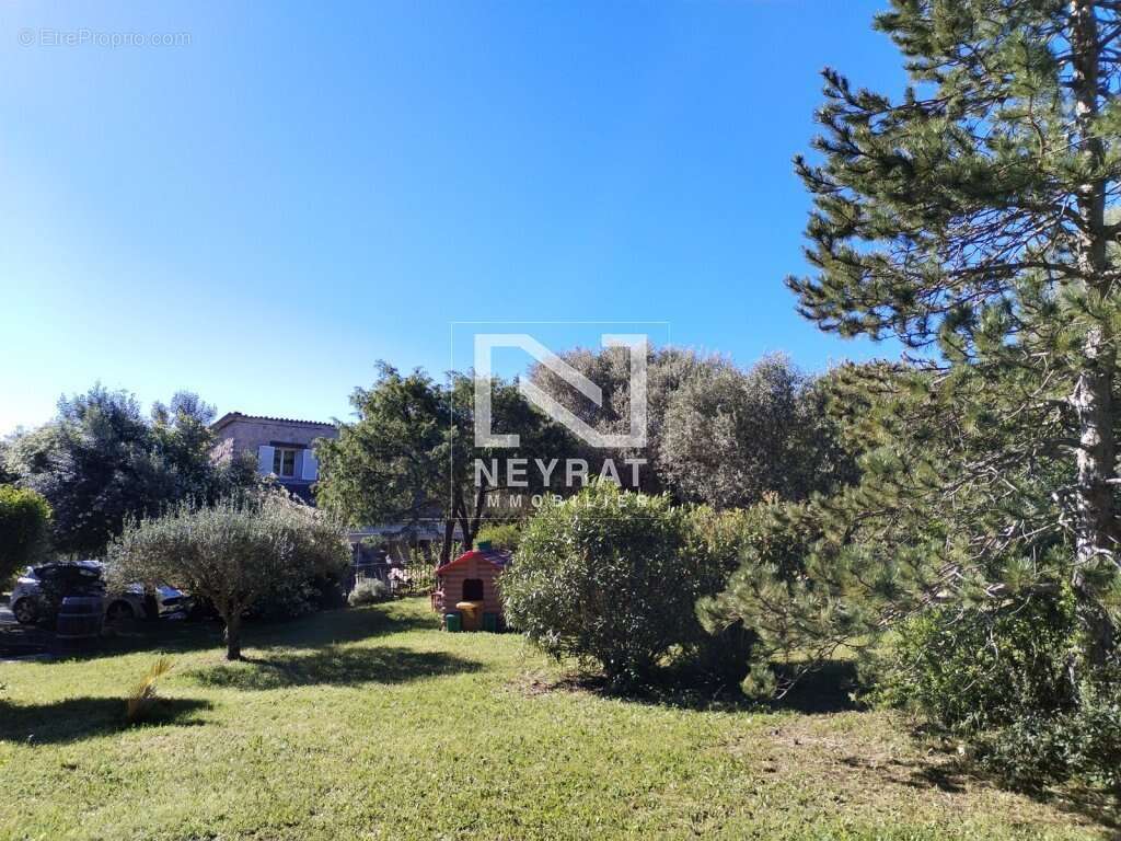 Maison à FAYENCE