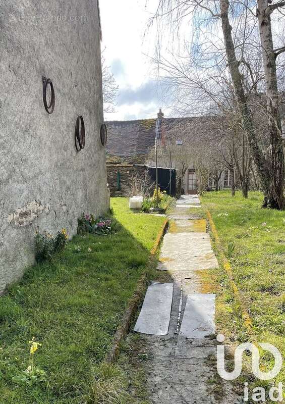 Photo 2 - Maison à GARGILESSE-DAMPIERRE