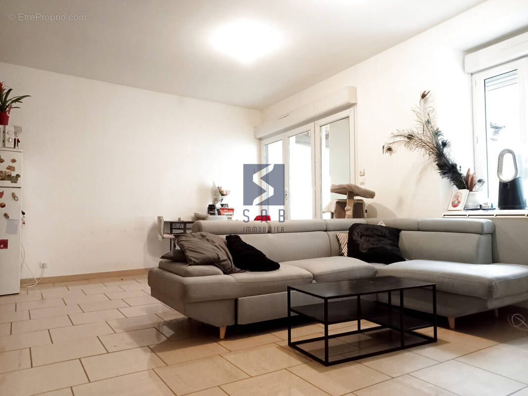 Appartement à LA VOULTE-SUR-RHONE
