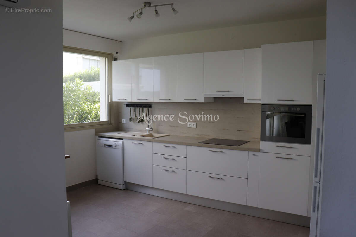 Appartement à MANDELIEU-LA-NAPOULE