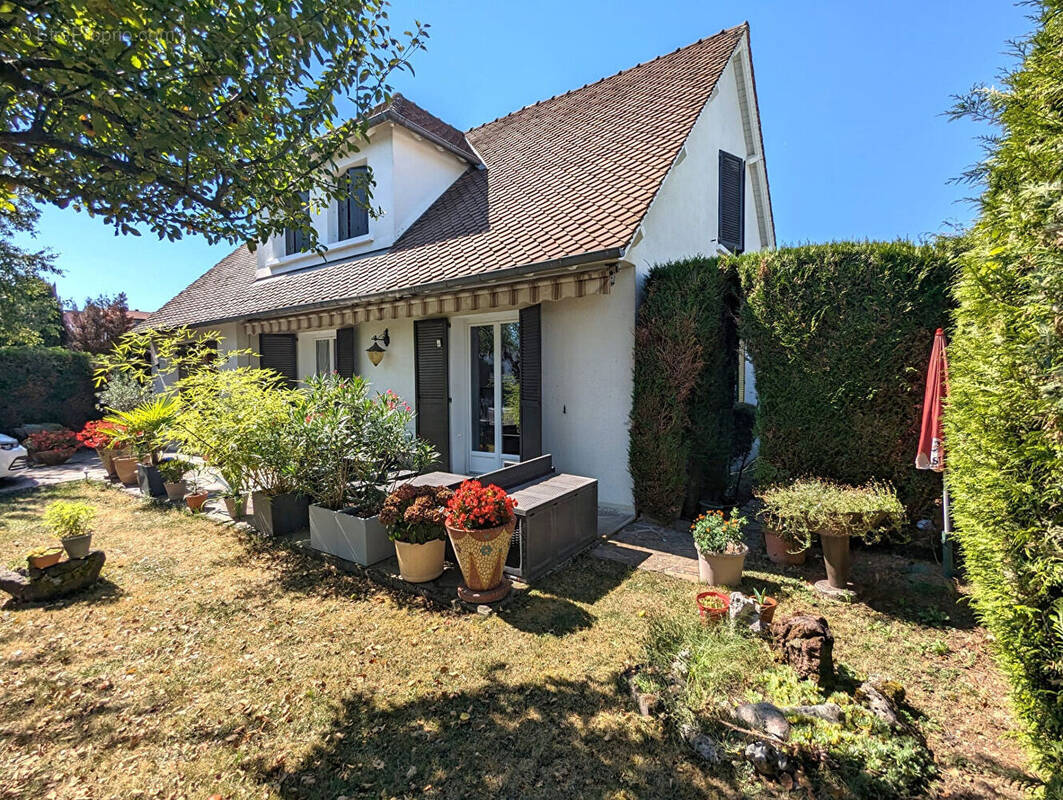 Maison à AURILLAC
