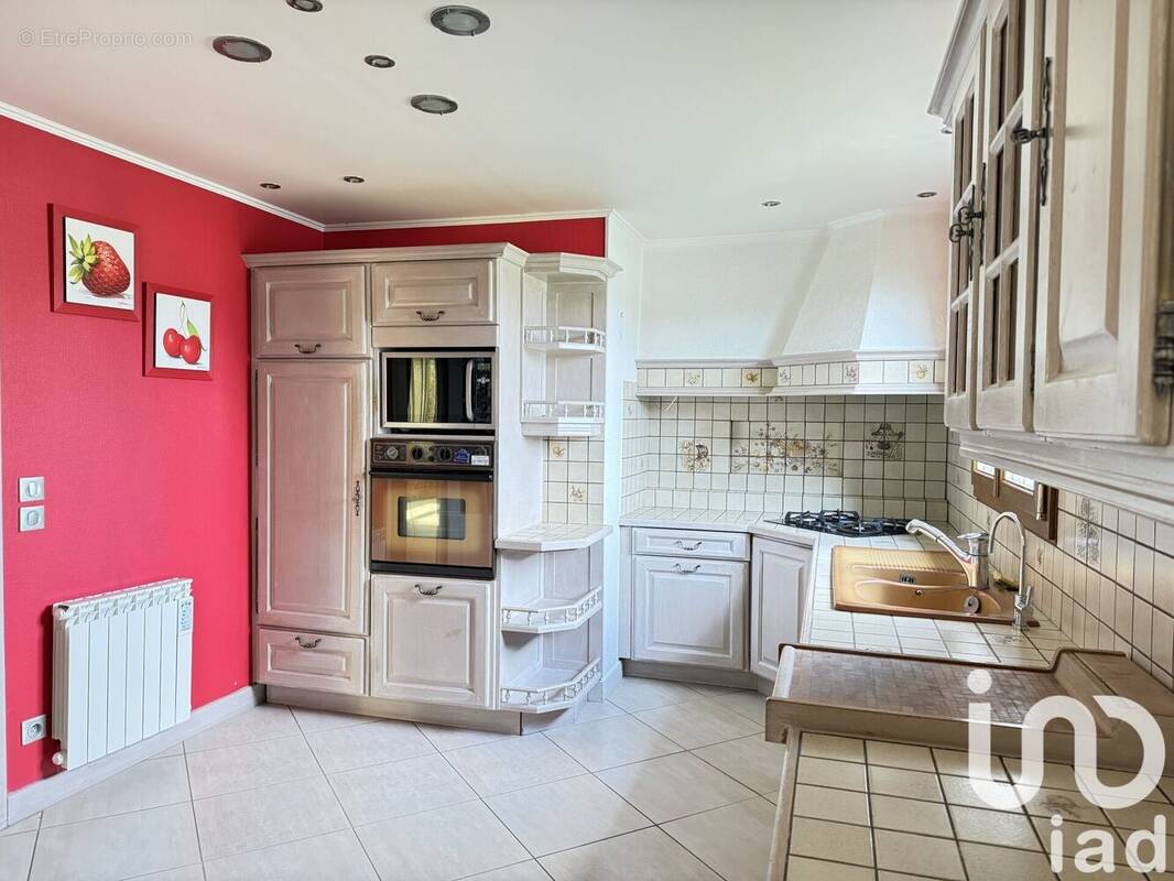 Photo 1 - Maison à SAULX-LES-CHARTREUX